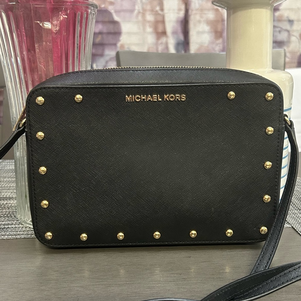 Michael Kors Crossbody Bag Black Item number : 02162024-9783680350